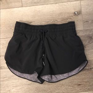 Lulu lemon running shorts